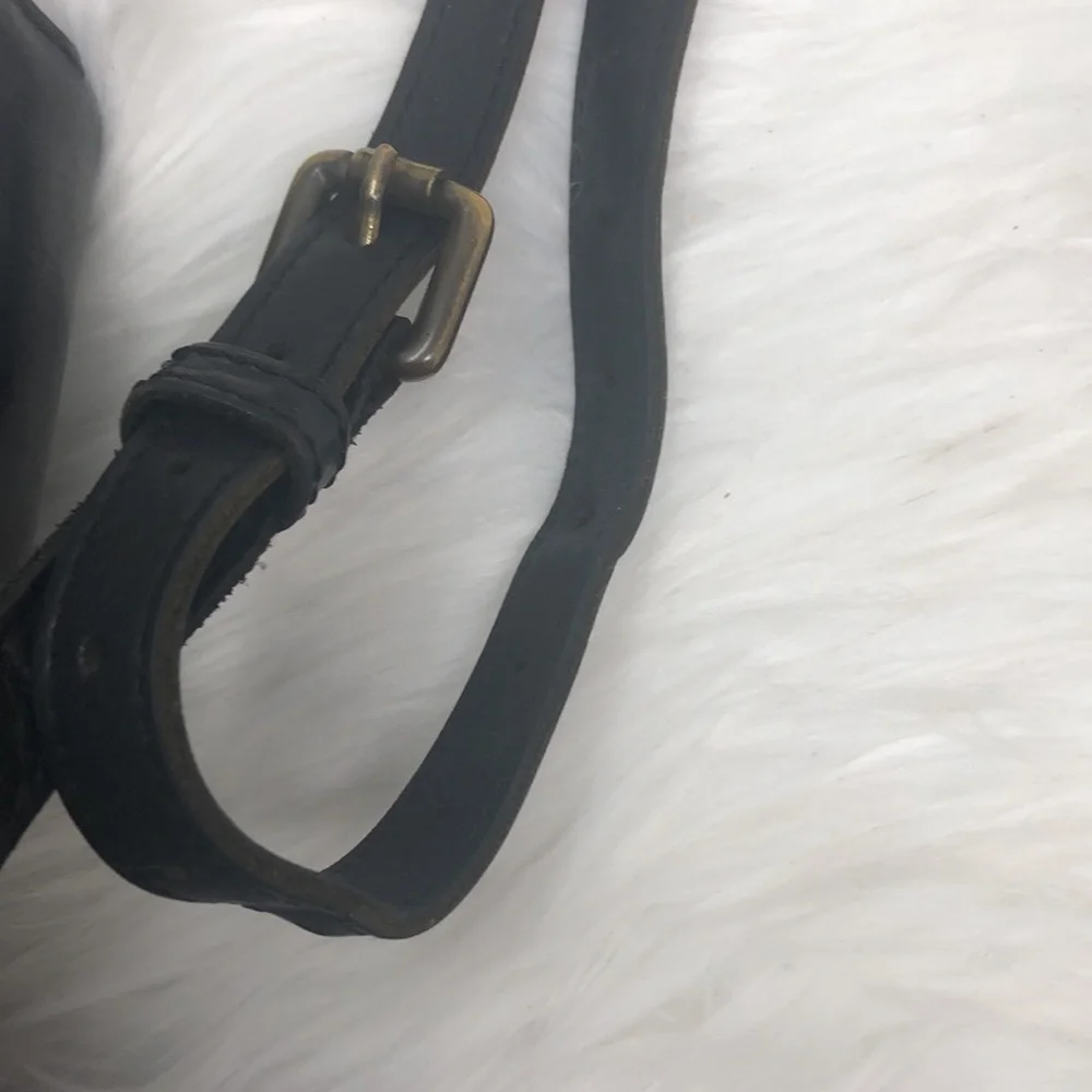 Vintage WILL Leather Goods Crossbody Bag Metal Buckle Adjustable Strap